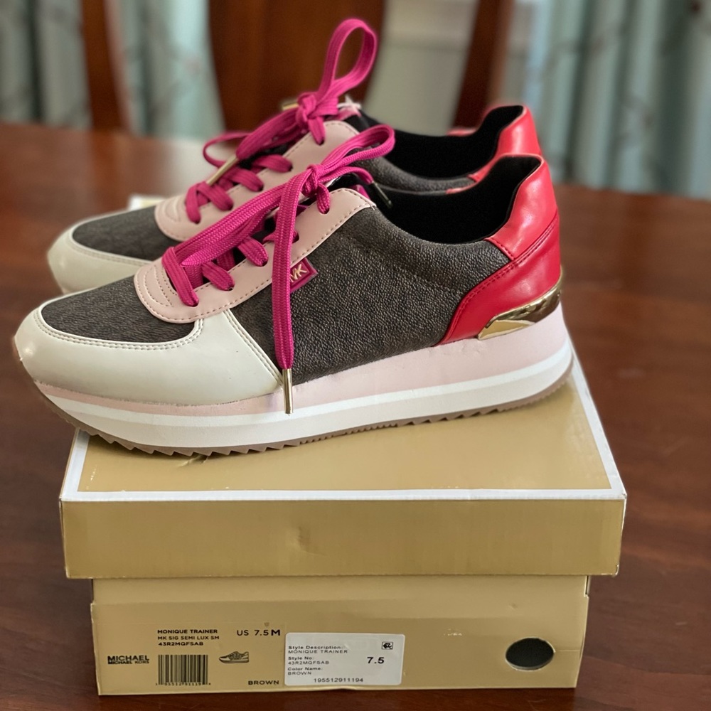 Brand new Michael Kors Monique Trainer